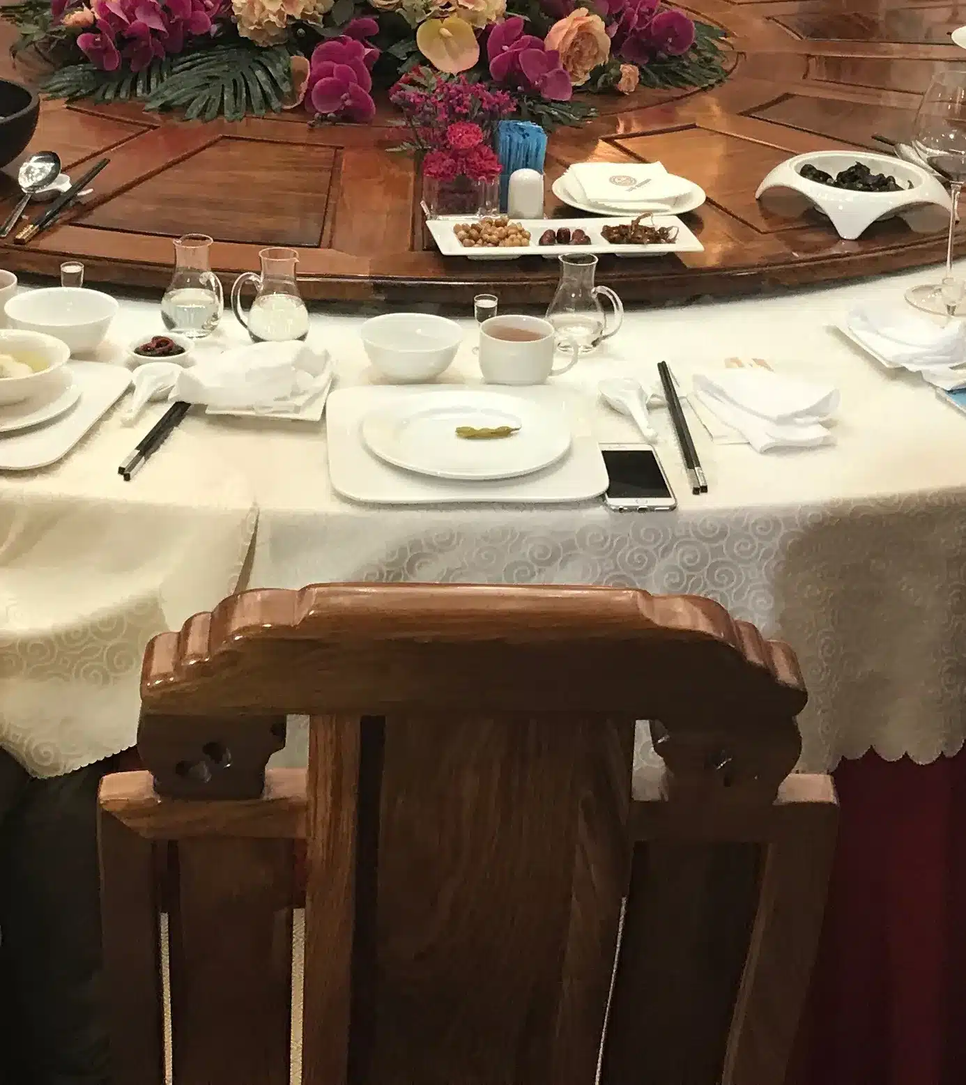 No Agenda. No Decisions. The Perfect Meeting.